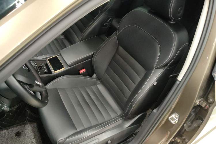 Used Skoda Superb 2016 TSI330 DSG Smart Drive Edition