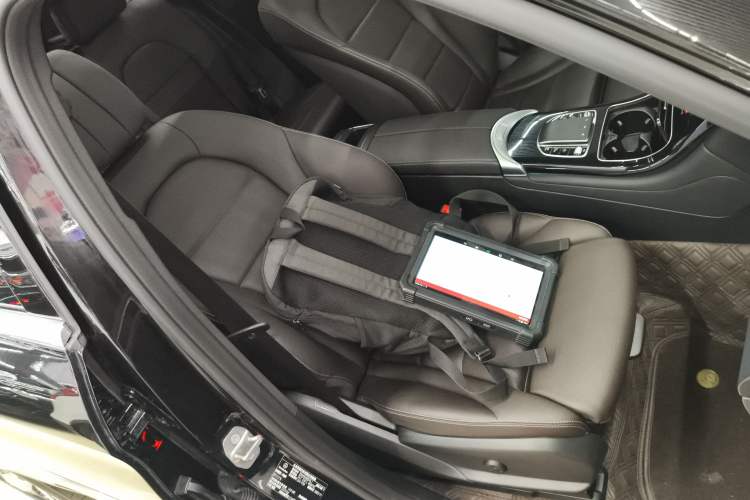 Used Mercedes-Benz GLC 2022 Facelifted GLC 260 L 4MATIC Dynamic Edition
