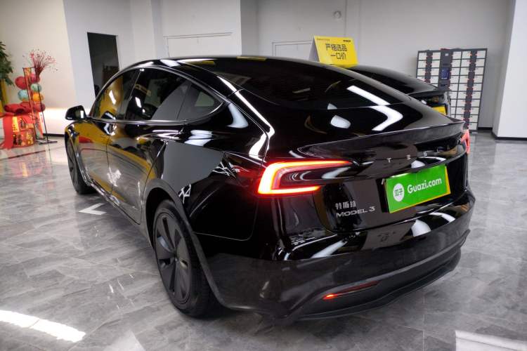 Used Tesla Model 3 2023 Rear-Wheel-Drive Version