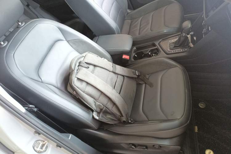 Used Volkswagen Tiguan L 2021 330TSI Automatic Two-Wheel Drive R-Line Enhanced Edition
