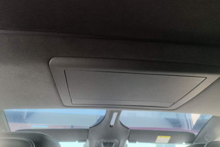 Used  12 2025 Ultra Extended-Range Edition
