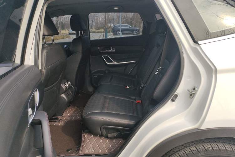 Used  Refine S7 2018 Super Edition 251T Automatic Supreme 5-Seater