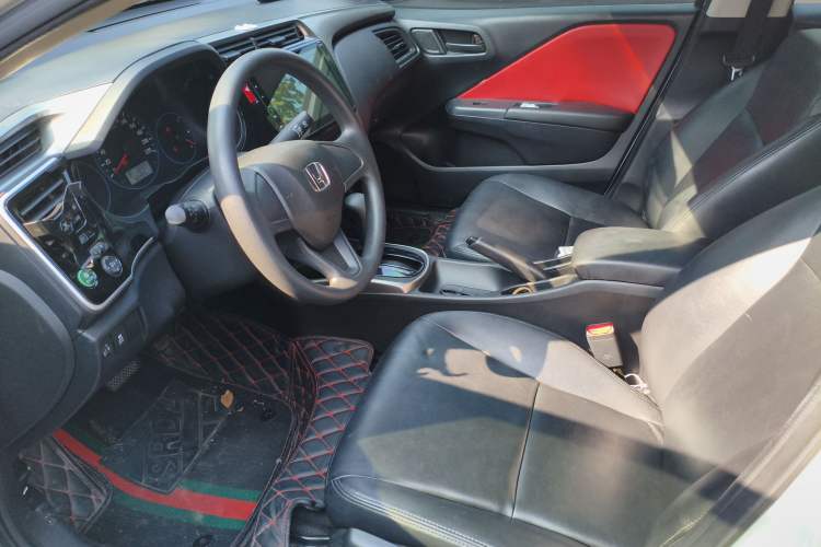 Used Honda City 2015 1.5L CVT Luxury Edition
