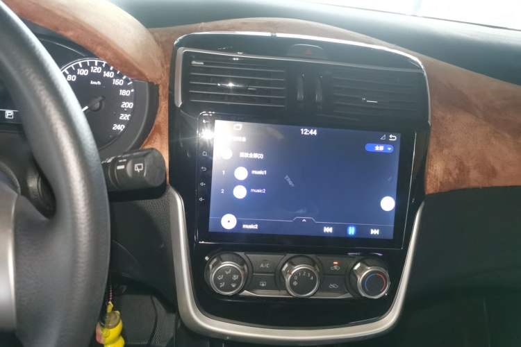 Used Nissan Tiida 2019 1.6L CVT Cool Edition China VI Standard