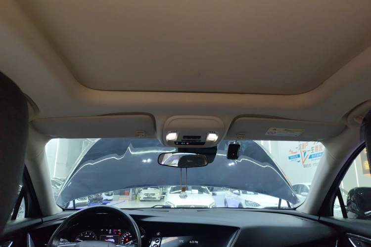 Used Buick Envision 2022 Facelift Encore S 552T Two-Wheel-Drive Luxury Model
