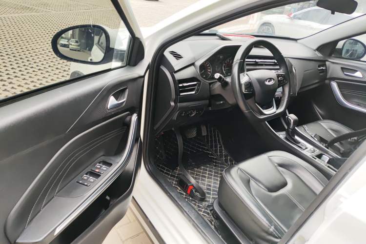 Used Chery Tiggo 3X 2021 PLUS 1.5L CVT Thrilling Red Date Edition
