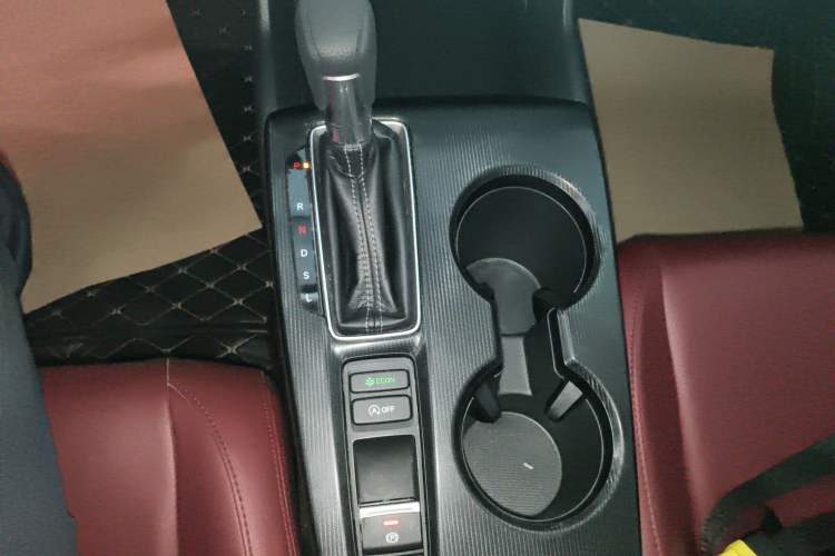 Used Honda Civic 2023 240TURBO CVT Dynamic · Center Stage Special Edition
