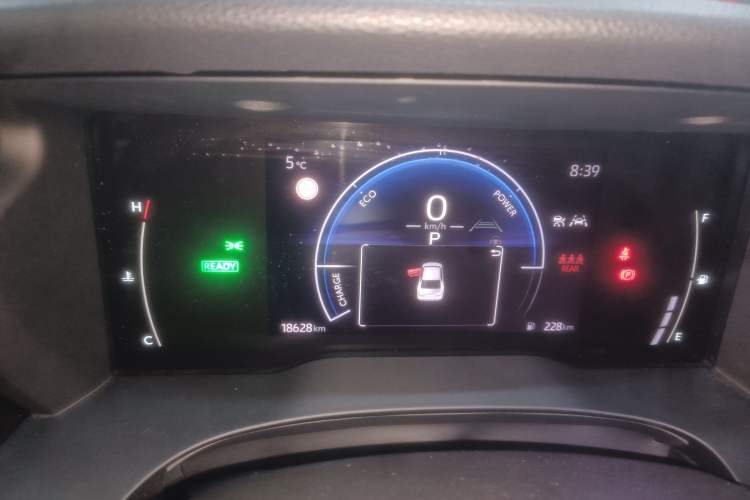 Used Toyota Camry 2024 Dual-Motor 2.0 HGVP Luxury Edition