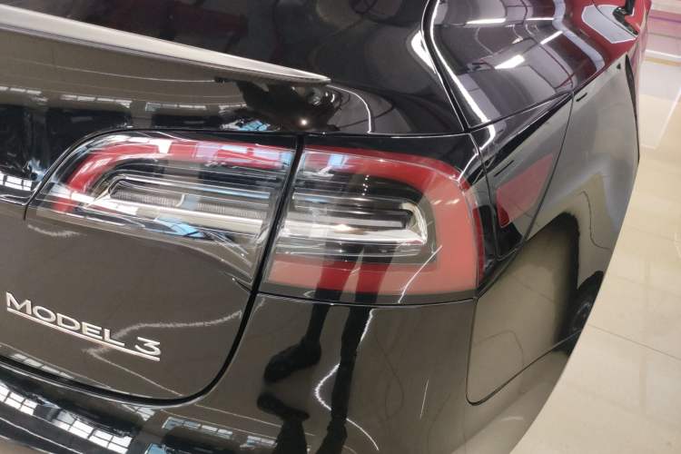 Used Tesla Model 3 2021 Performance High-Performance All-Wheel-Drive Version
