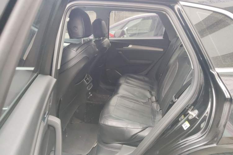 Used Audi Q5L 2022 40T Fashionable and Dynamic Model