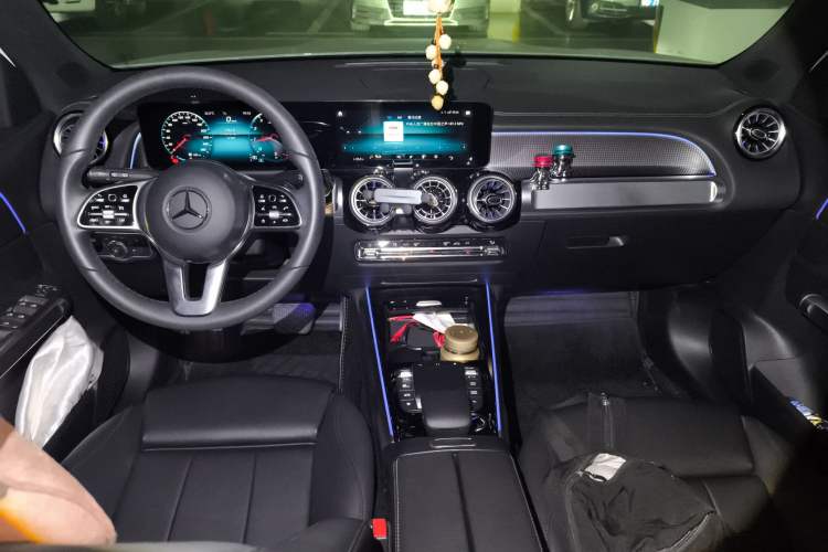 Used Mercedes-Benz GLB 2021 GLB 200 Fashion Model