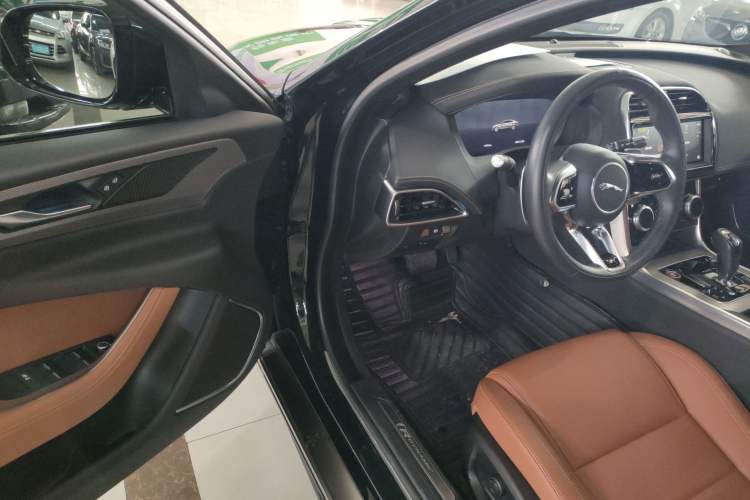 Used Jaguar XEL 2022 2.0T 250 PS R-DYNAMIC S Advanced Sport Edition
