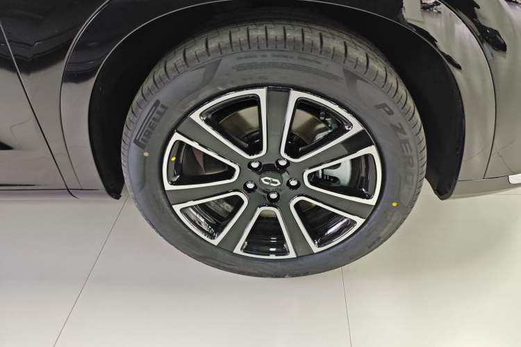 Used Hima AITO M7 2024 1.5T Intelligent Driving Rear-Drive Pro Version 5 Seats
