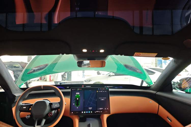 Used  YU7 2025 Ultra-Long Range High-Performance All-Wheel-Drive Max Edition
