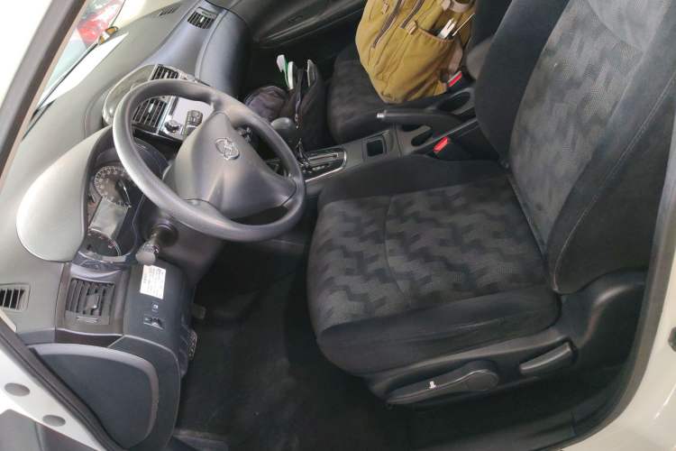 Used Nissan Tiida 2014 1.6L CVT Comfort Model
