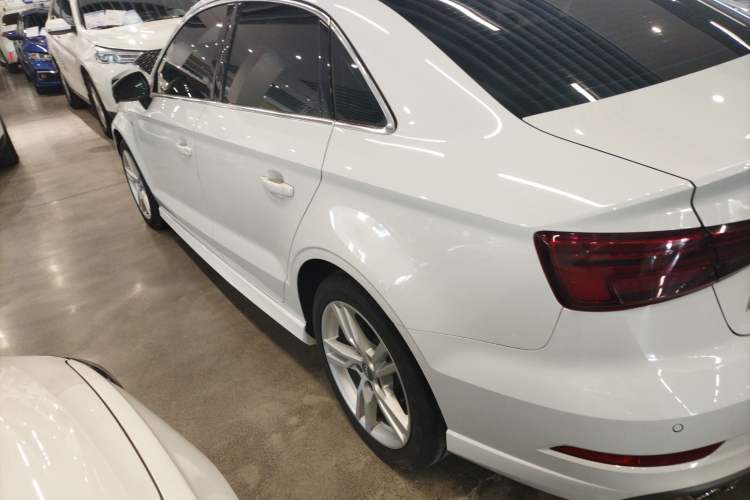 Used Audi A3 2019 Limousine 35 TFSI Fashion Edition China V standard
