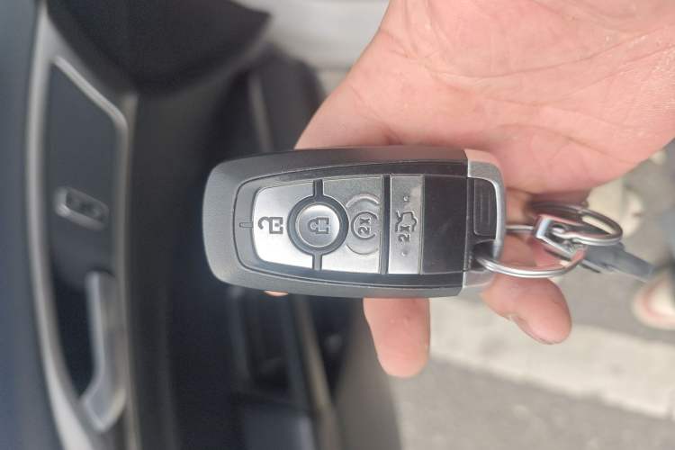 Used Ford Mondeo 2017 EcoBoost 200 Luxury Model