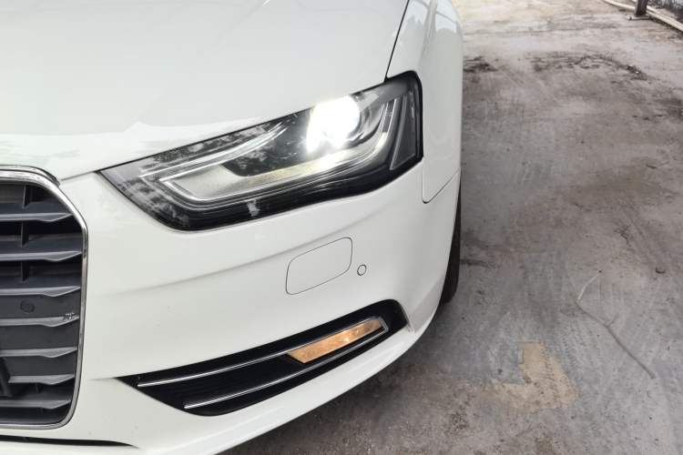 Used Audi A4L 2013 35 TFSI Automatic Standard Model
