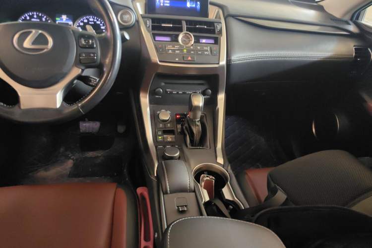 Used Lexus NX 2015 200T All-Wheel-Drive Fēngshàng Edition
