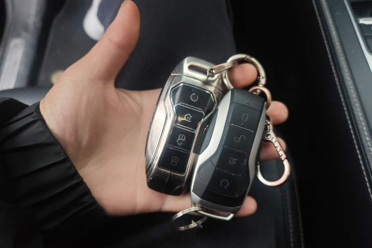 Used BYD Tang 2019 2.0T Automatic SmartConnect Luxury 7-Seater China VI Standard