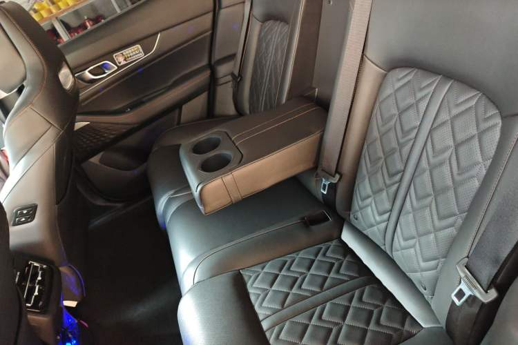 Used Changan UNI-K iDD 2022 Blue Whale iDD 130km 1.5T Prestige Model
