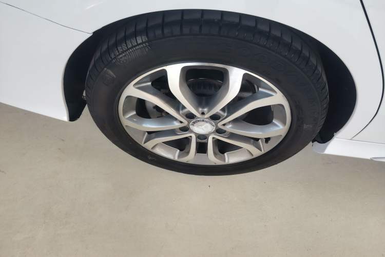 Used Mercedes-Benz C-Class 2015 C 200 L Sport Edition