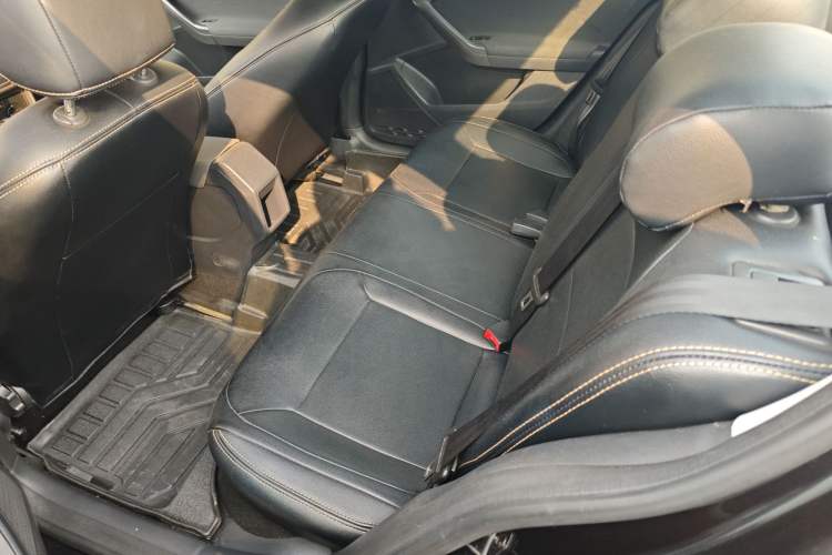 Used Volkswagen Lavida 2017 1.6L Automatic Fashion Edition
