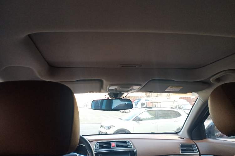 Used BAIC Weiwang S50 2016 1.5T CVT Joyful Luxury Model
