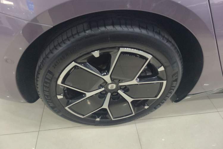 Used  SU7 2024 Rear-Drive Long-Range Intelligent Driving Version