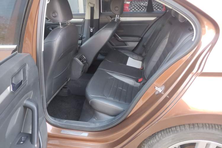 Used Volkswagen Lamando 2017 280TSI DSG Comfort Edition