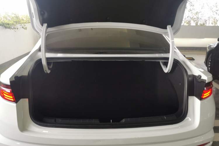 Used Geely Auto Preface 2023 2.0TD Prestige Version
