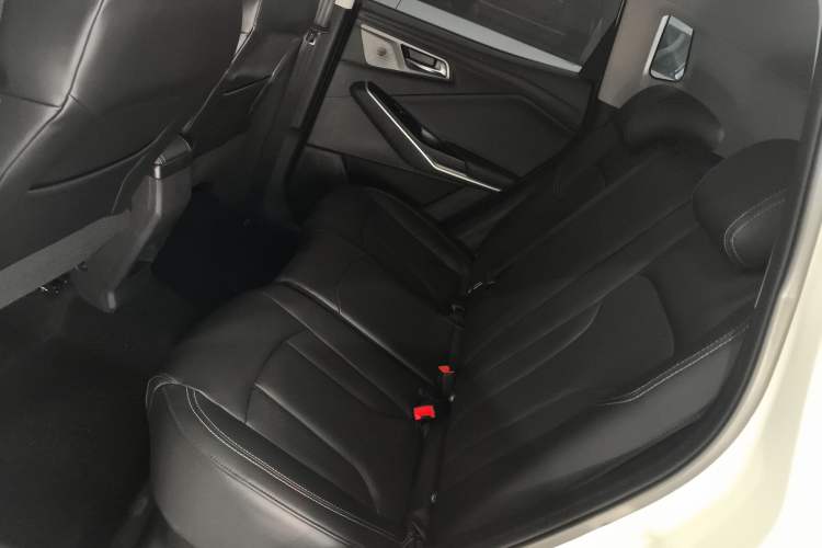 Used Changan CS15 2021 1.5L Automatic Entry-Level Trim
