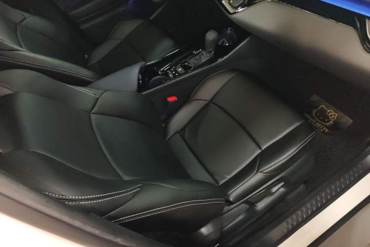 Used Toyota IZOA 2020 2.0L Enjoy Edition