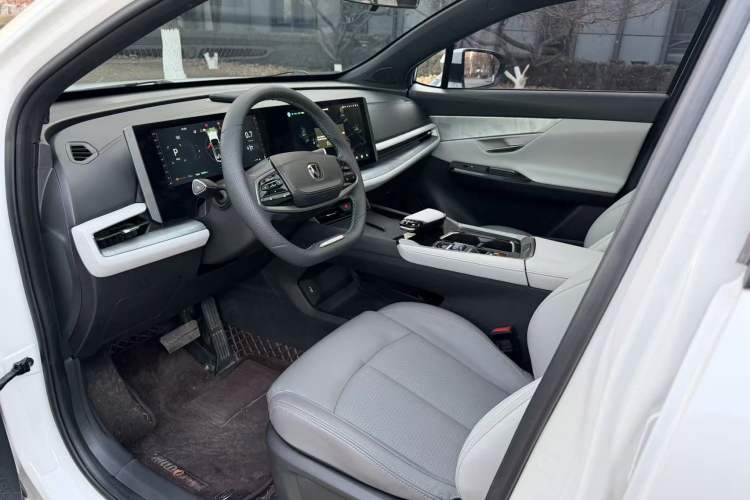 Used Changan UNI-T 2023 Second-Generation 1.5T Prestige Model