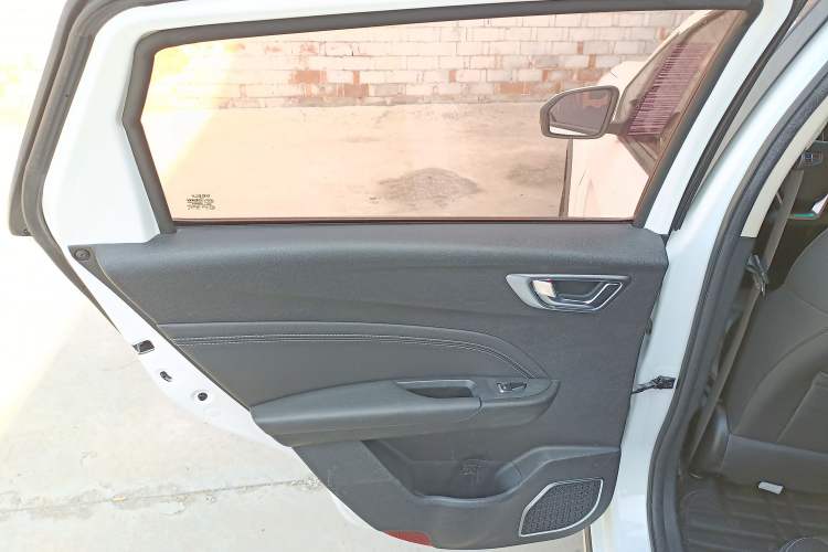 Used Geely Auto Vision X3 2017 1.5L Manual Luxury Model
