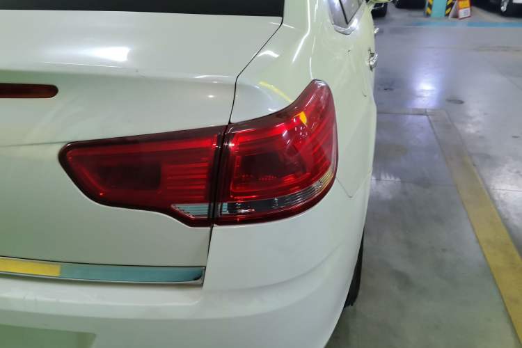 Used Citroen C-Quatre 2016 Classic Sedan 1.6L Automatic Prestige Model
