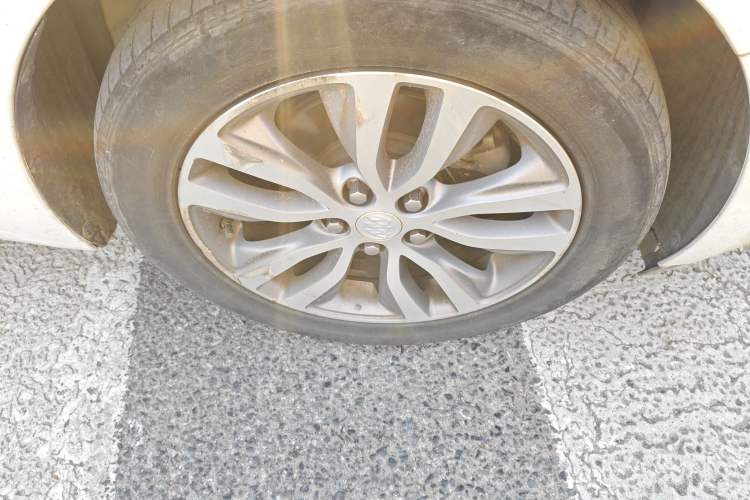 Used Buick GT 2019 18T Automatic Connected Elite Model China VI Standard
