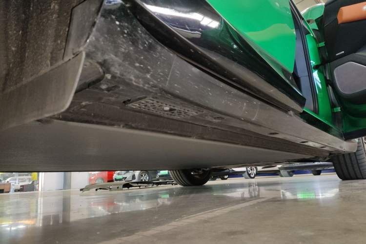 Used  YU7 2025 Ultra-Long Range High-Performance All-Wheel-Drive Max Edition