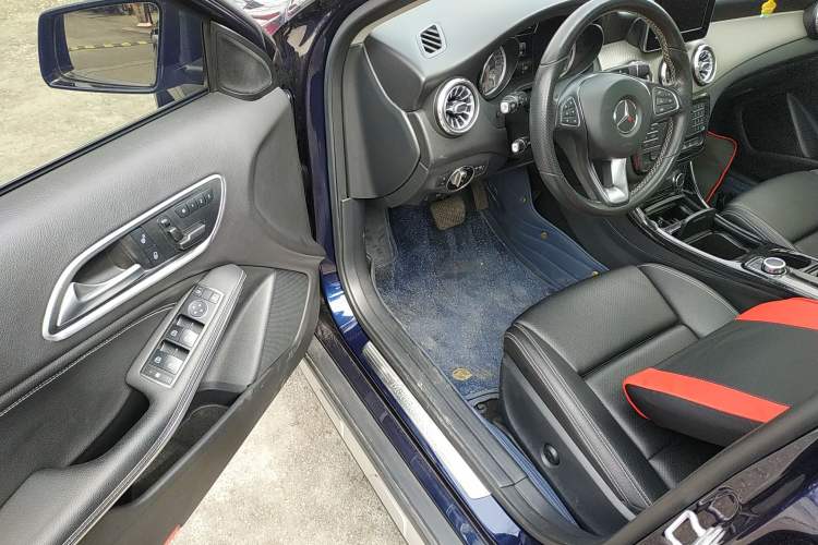 Used Mercedes-Benz GLA 2016 GLA 200 Fashion Model