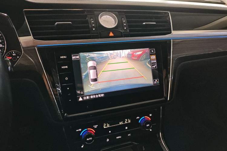 Used Volkswagen Phideon 2018 Revised Version 380TSI Two-Wheel Drive Business Edition
