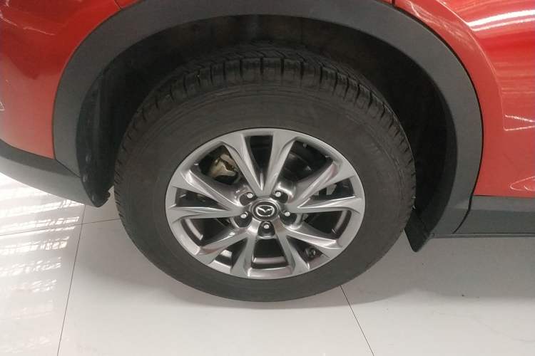 Used Mazda CX-4 2018 2.0L Automatic Two-Wheel Drive Blue Sky Premium Upgrade Version China V Standard
