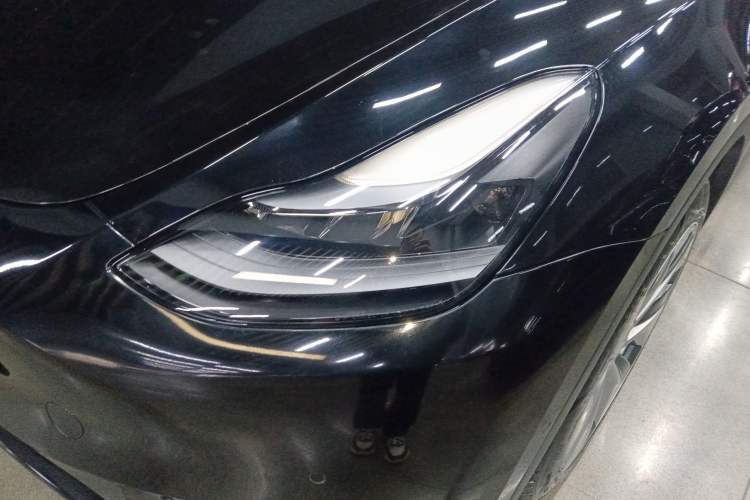 Used Tesla Model Y 2021 Standard Range Rear-Wheel Drive Version
