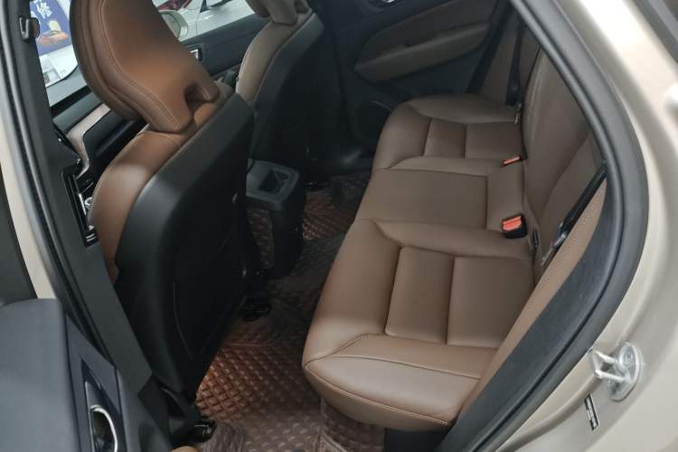 Used Volvo XC60 2025 B5 Four-Wheel Drive Smart & Advanced Luxury Edition
