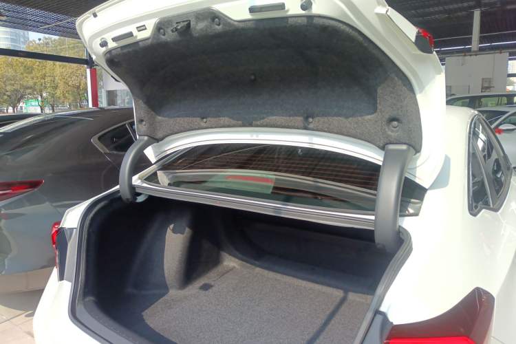 Used Honda Integra 2023 240TURBO CVT Leading Edition
