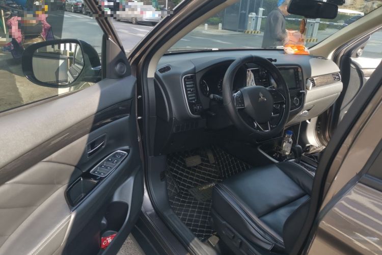 Used Mitsubishi Outlander 2020 2.0L Two-Wheel Drive Enjoyment Version 5 Seats