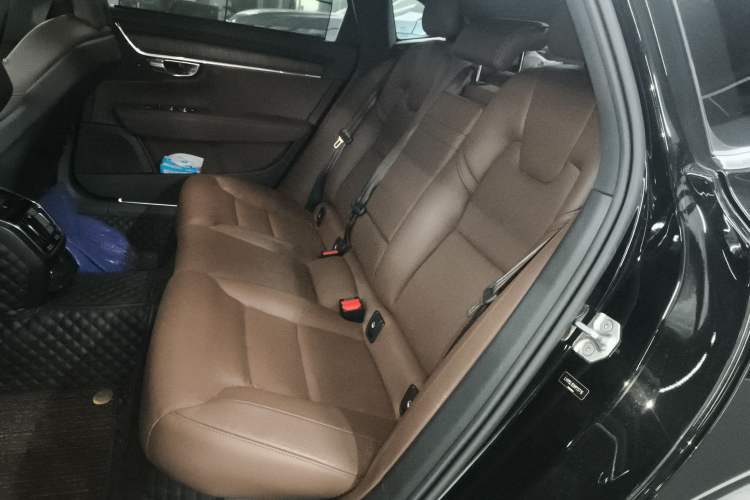 Used Volvo S90 2021 B5 Zhiyuan Luxury Edition
