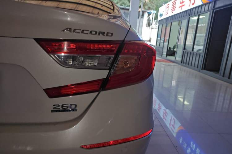 Used Honda Accord 2018 260TURBO Luxury Edition China V Emission Standard
