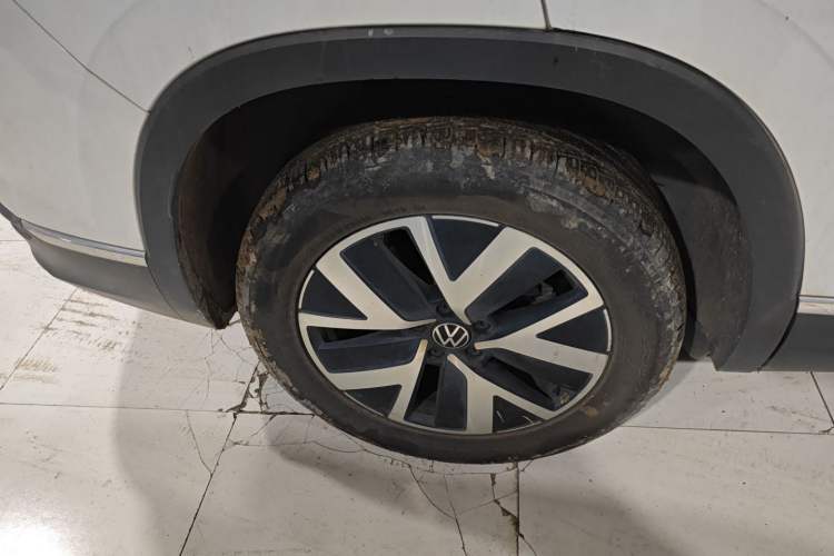 Used Volkswagen Tayron 2023 300TSI Two-Wheel-Drive Luxury Plus Advanced Edition