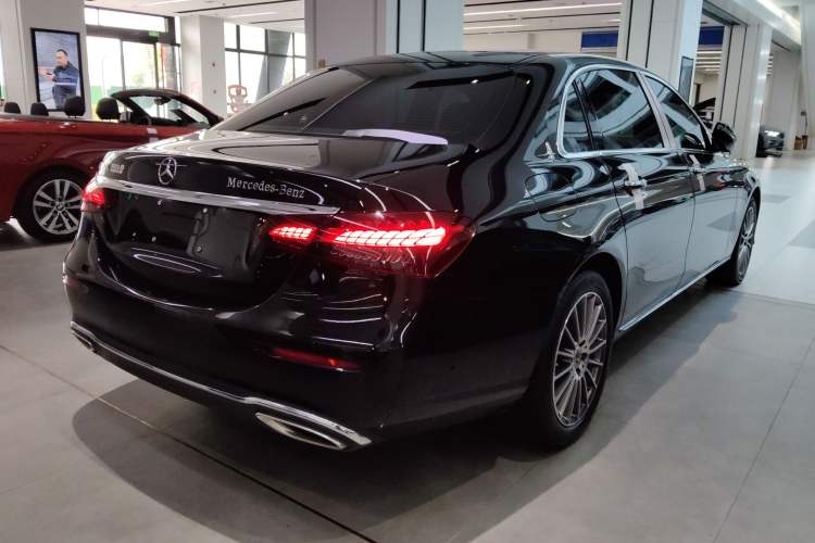 Used Mercedes-Benz E-Class 2022 E 260 L