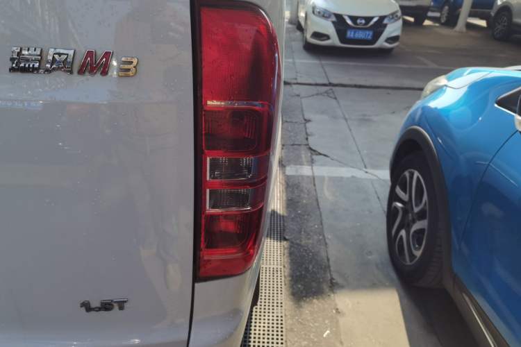 Used  M3 2022 1.5T 7-Seater Standard Edition